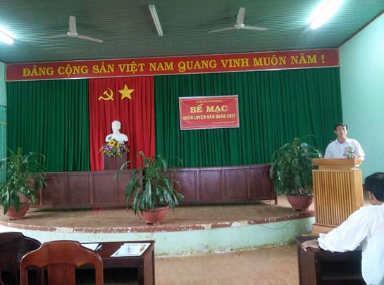UBND xã Ea Ngai bế mạc huấn luyện dân quân tự vệ năm 2017