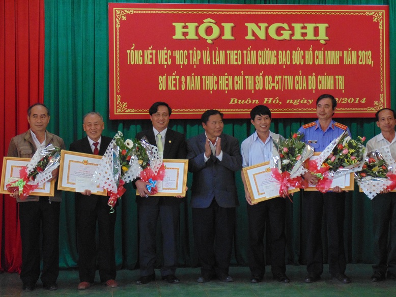 Tuổi càng cao, sự nỗ lực càng lớn