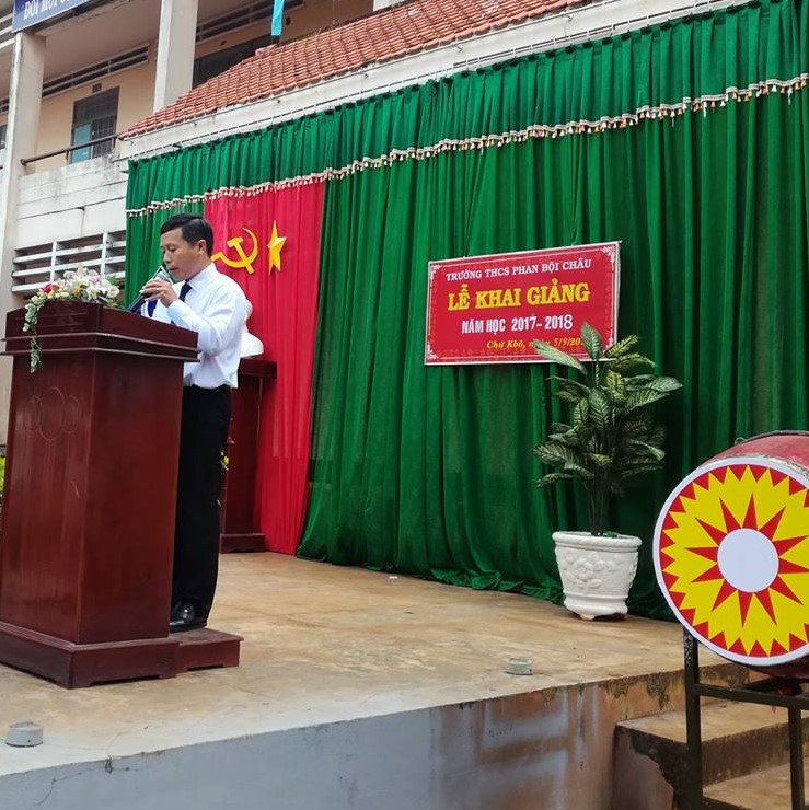 Trường THCS Phan Bội Châu tổ chức Lễ khai giảng năm học mới 2017-2018