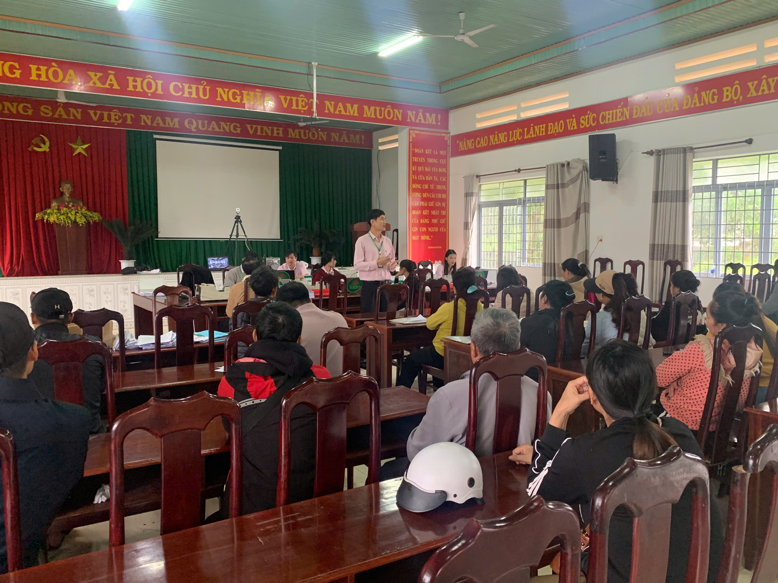 KẾT QUẢ THỰC HIỆN TÍN DỤNG CHÍNH SÁCH TRÊN ĐỊA BÀN XÃ KRÔNG BÚK 10 THÁNG NĂM 2025