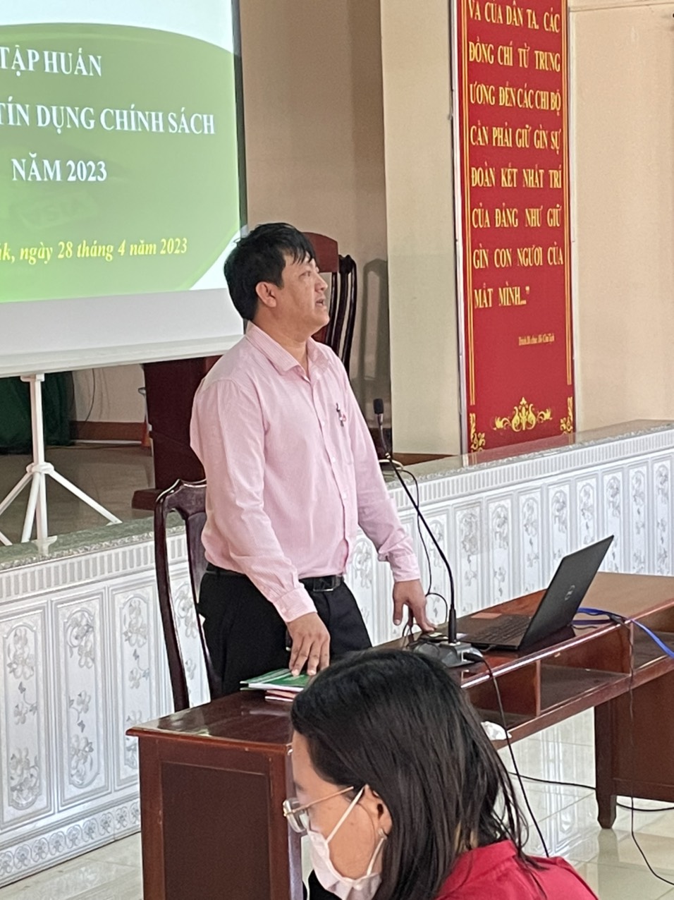 Phòng Giao dịch Ngân hàng Chính sách xã hội huyện Krông Búk tổ chức hội nghị tập huấn nghiệp vụ tín dụng chính sách xã hội năm 2023 